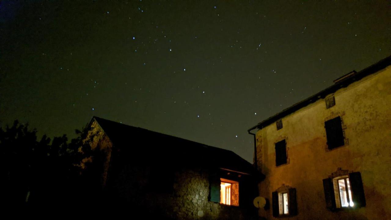 La Ferme Des Astres Villa Les Angles  Luaran gambar